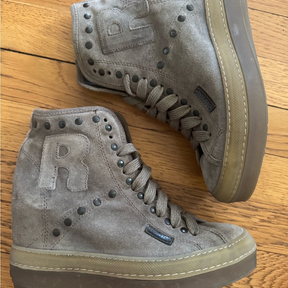 RUCO LINE High-Top Suede Sneakers with Studded Detail US 7